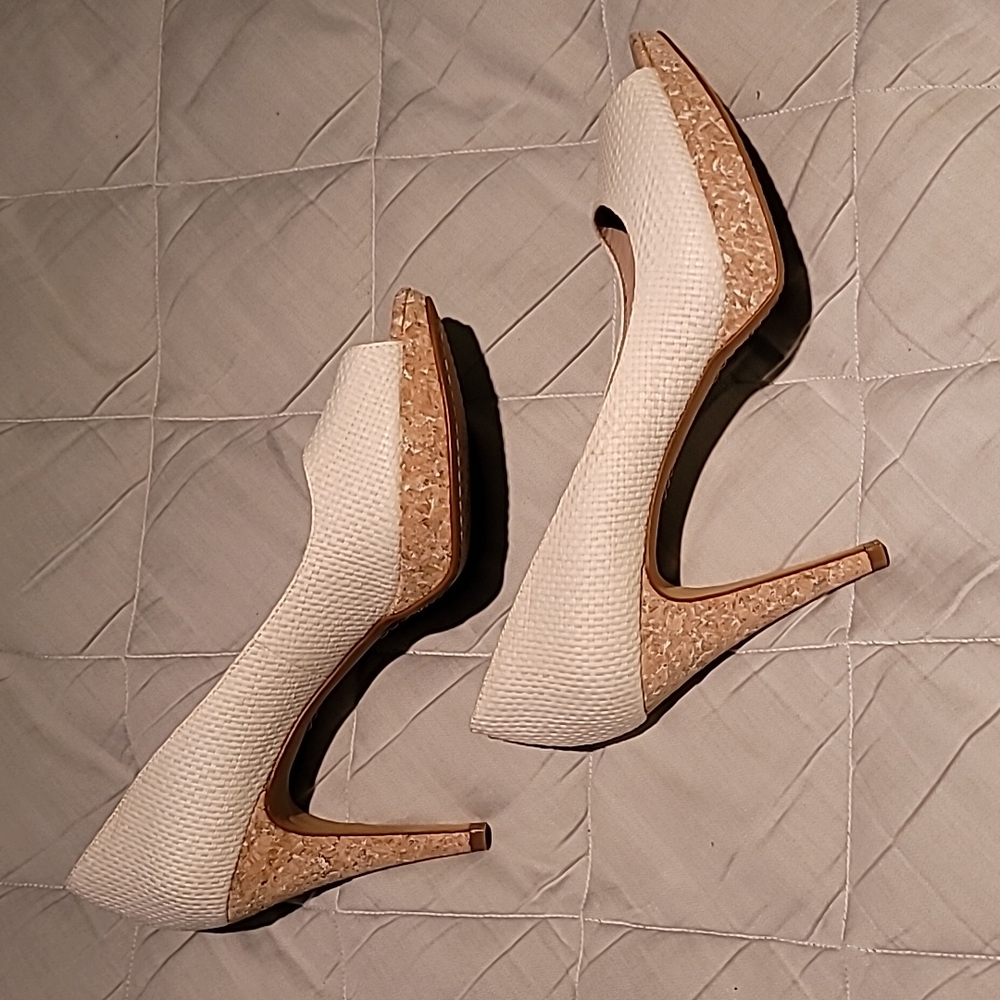 Vince Camuto Cork Platform Pumps Size 9